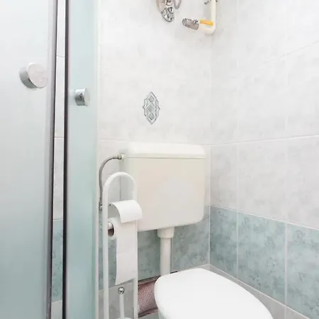 17014a Apartamento Pula
